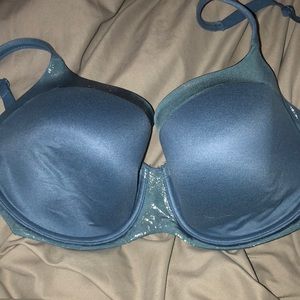 Blue VS bra size 38 DD lightly worn